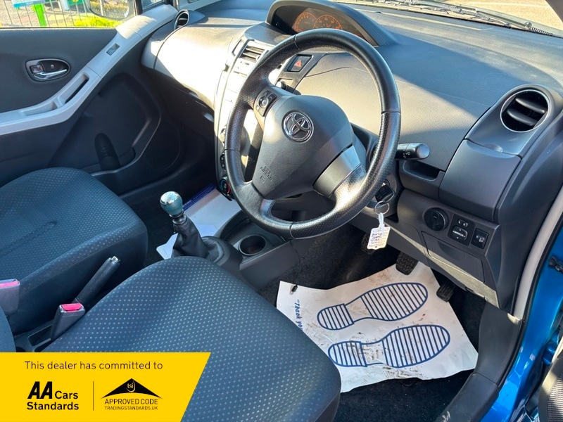 Used Toyota Yaris 2010 for sale - 76655614: Photo 12