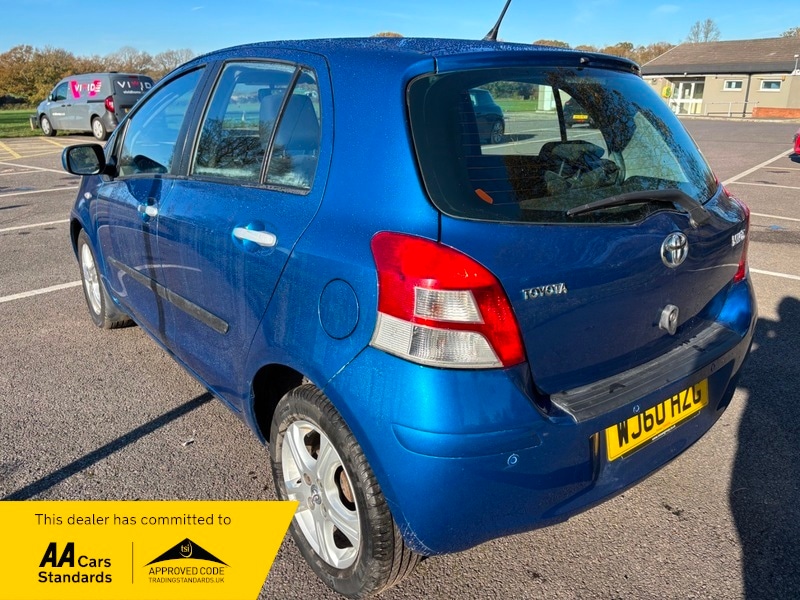 Used Toyota Yaris 2010 for sale - 76655614: Photo 7