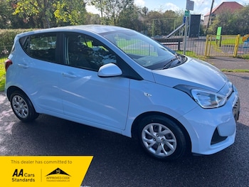 Used Hyundai i10 2019 for sale - 77236952: Photo