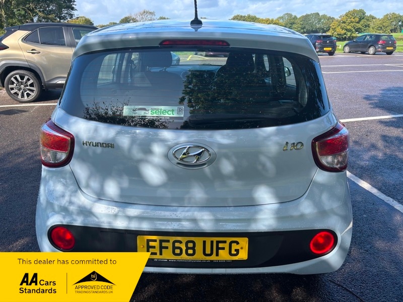 Used Hyundai i10 2019 for sale - 77236952: Photo 5
