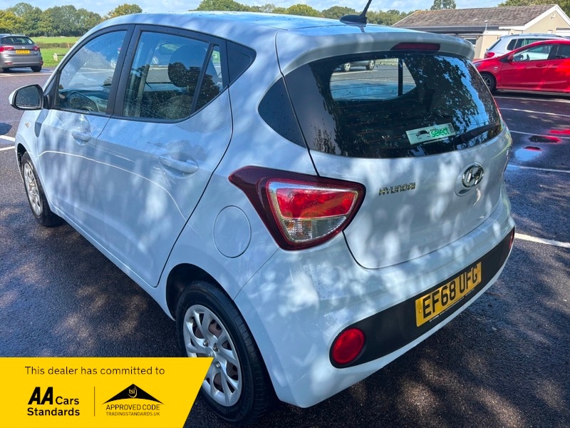 Used Hyundai i10 2019 for sale - 77236952: Photo 6
