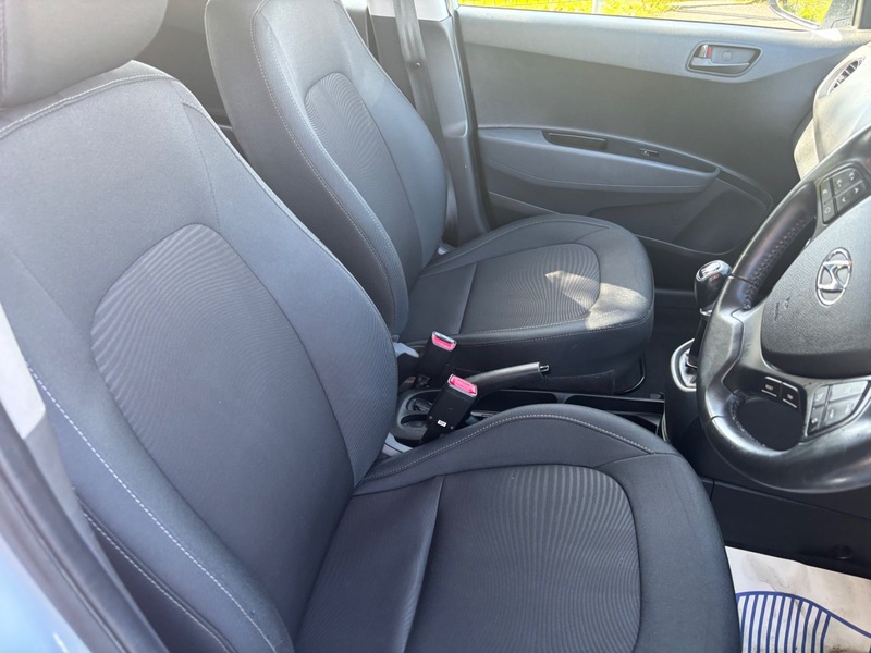 Used Hyundai i10 2019 for sale - 77236952: Photo 9