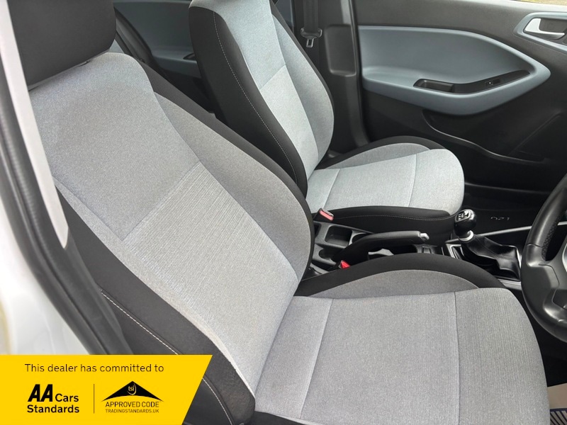 Used Hyundai i20 2016 for sale - 76482670: Photo 12