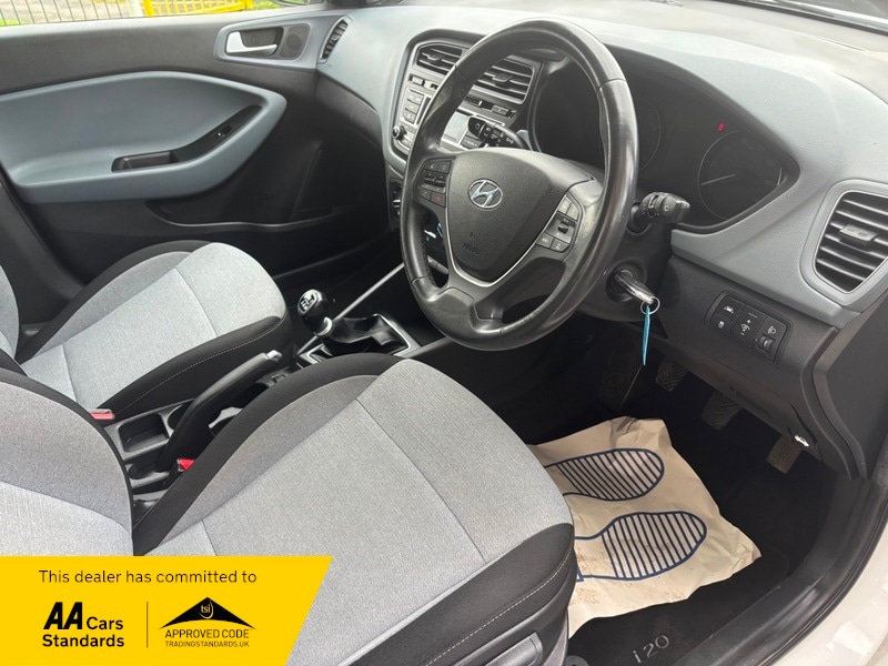 Used Hyundai i20 2016 for sale - 76482670: Photo 13