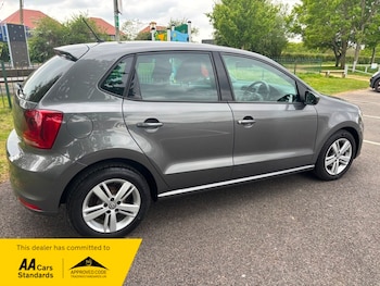 Used Volkswagen Polo 2016 for sale - 78414726: Photo