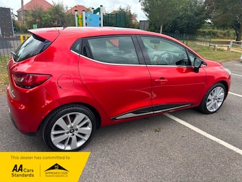 Used Renault Clio 2016 for sale - 75704396: Photo