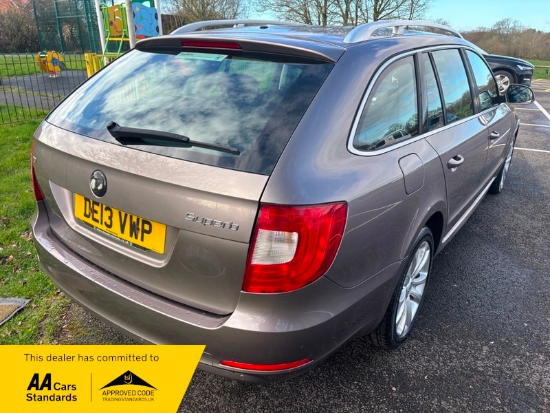 Used Skoda Superb 2013 for sale - 77704170: Photo 5