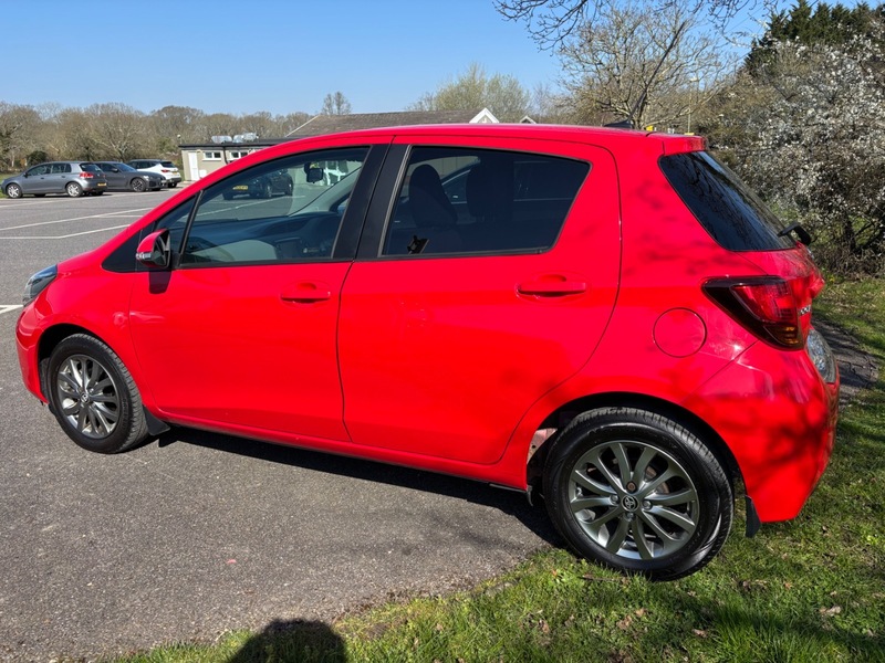 Used Toyota Yaris 2017 for sale - 77968109: Photo 8