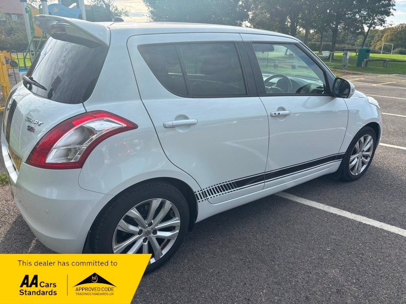 Used Suzuki Swift 2015 for sale - 76133073: Photo 4