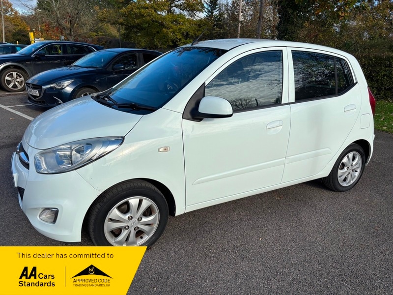 Used Hyundai i10 2011 for sale - 76570773: Photo 9