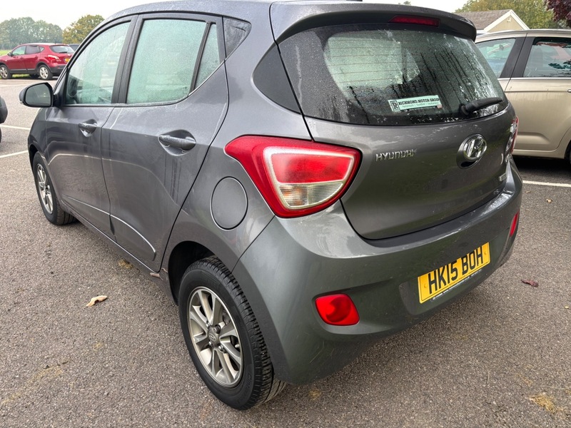 Used Hyundai i10 2015 for sale - 76148428: Photo 6