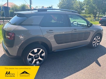 Used Citroen C4 Cactus 2015 for sale - 79032819: Photo