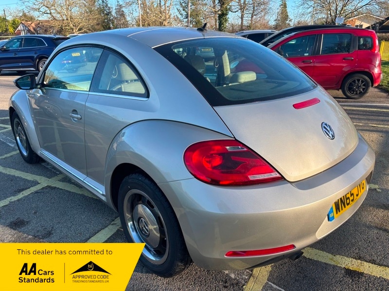 Used Volkswagen Beetle 2015 for sale - 77162071: Photo 6