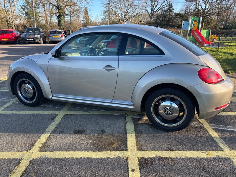 Used Volkswagen Beetle 2015 for sale - 77162071: Photo 7