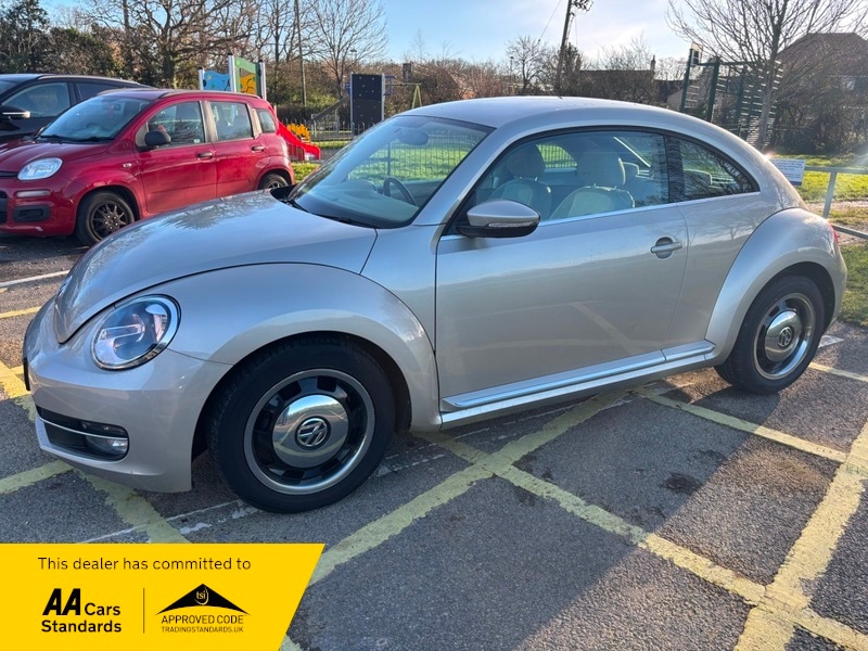 Used Volkswagen Beetle 2015 for sale - 77162071: Photo 8