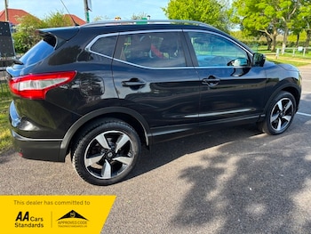 Used Nissan Qashqai 2017 for sale - 78381995: Photo