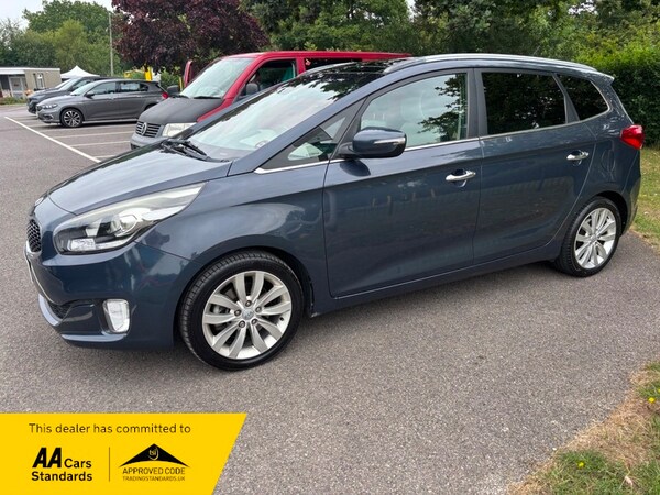 Used Kia Carens 2015 for sale - 75360024: Photo 9