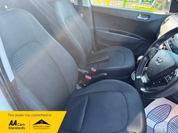 Used Hyundai i10 2017 for sale - 76224166: Photo 13