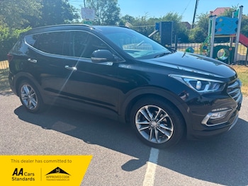 Used Hyundai Santa Fe 2016 for sale - 79187360: Photo