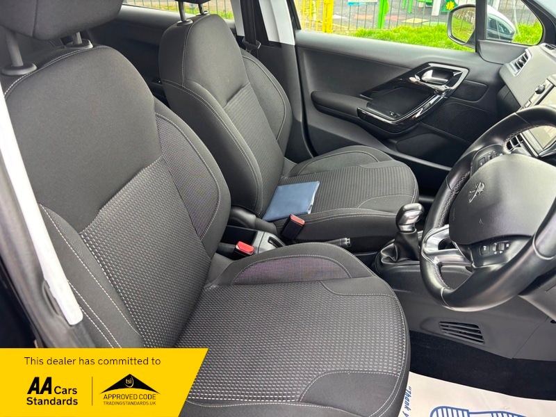 Used Peugeot 208 2018 for sale - 77805660: Photo 13