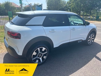 Used Citroen C4 Cactus 2018 for sale - 75149066: Photo