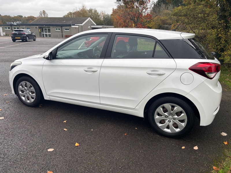 Used Hyundai i20 2015 for sale - 76497066: Photo 10