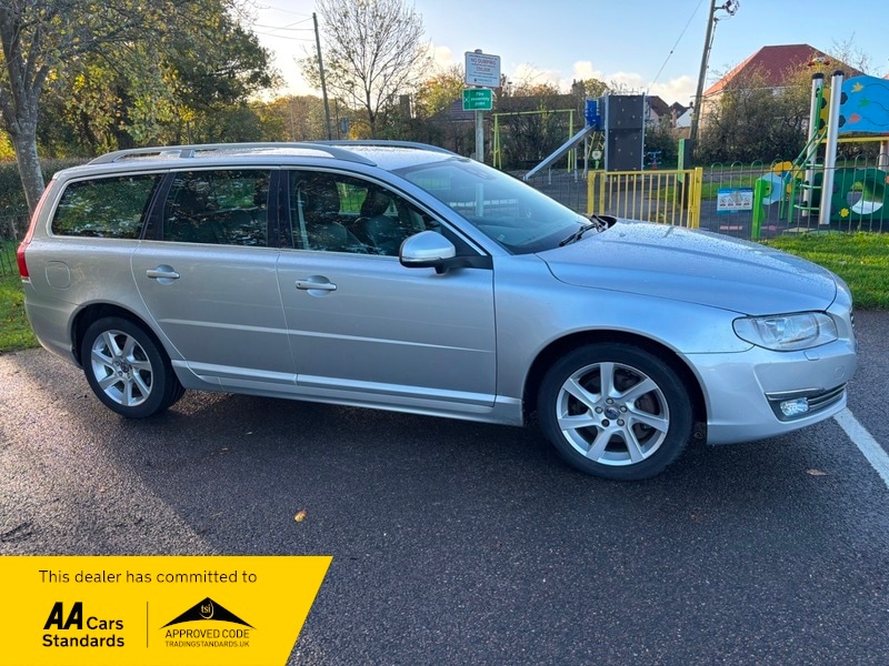 Used Volvo V70 2014 for sale - 76439691: Photo 3