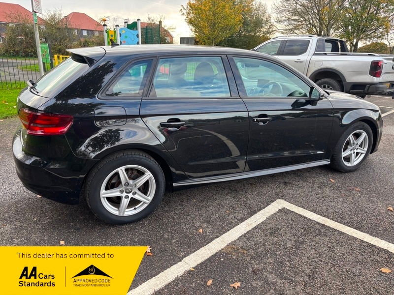 Used Audi A3 2016 for sale - 76497021: Photo 4
