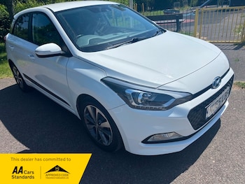 Used Hyundai i20 2015 for sale - 79023435: Photo