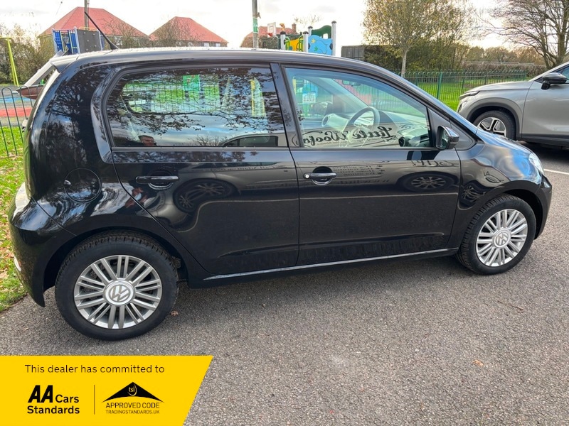 Used Volkswagen up! 2018 for sale - 76655593: Photo 3