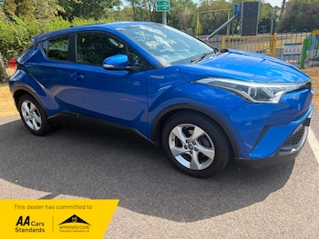 Used Toyota C-HR 2018 for sale - 79346412: Photo