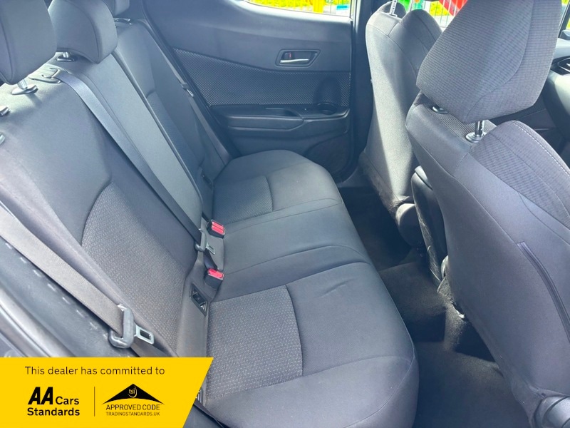 Used Toyota C-HR 2019 for sale - 78056808: Photo 15