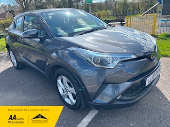 Used Toyota C-HR 2019 for sale - 78056808: Photo