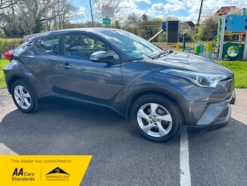 Used Toyota C-HR 2019 for sale - 78056808: Photo