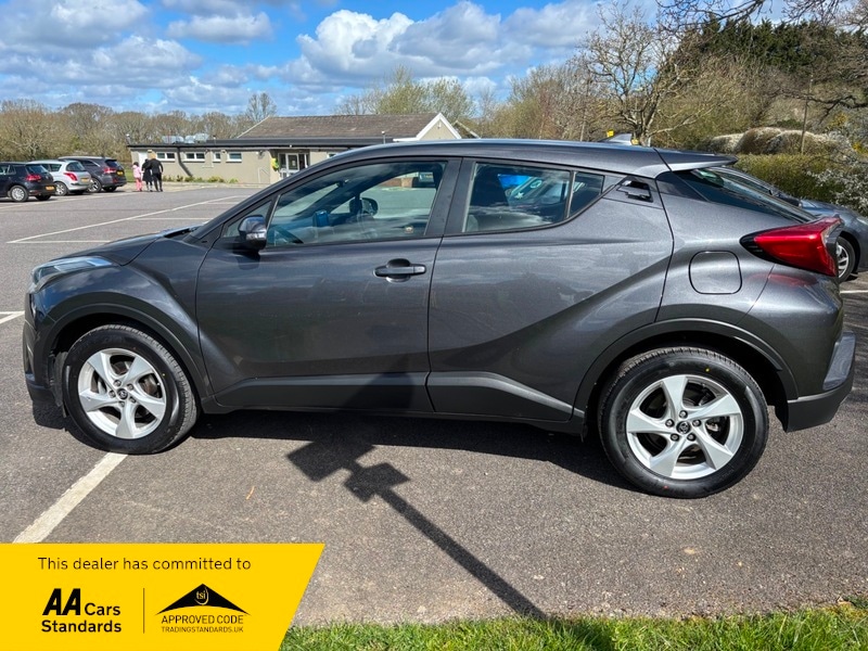 Used Toyota C-HR 2019 for sale - 78056808: Photo 8