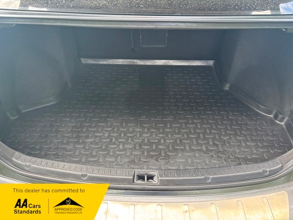 Used Toyota Avensis 2015 for sale - 74722112: Photo 16