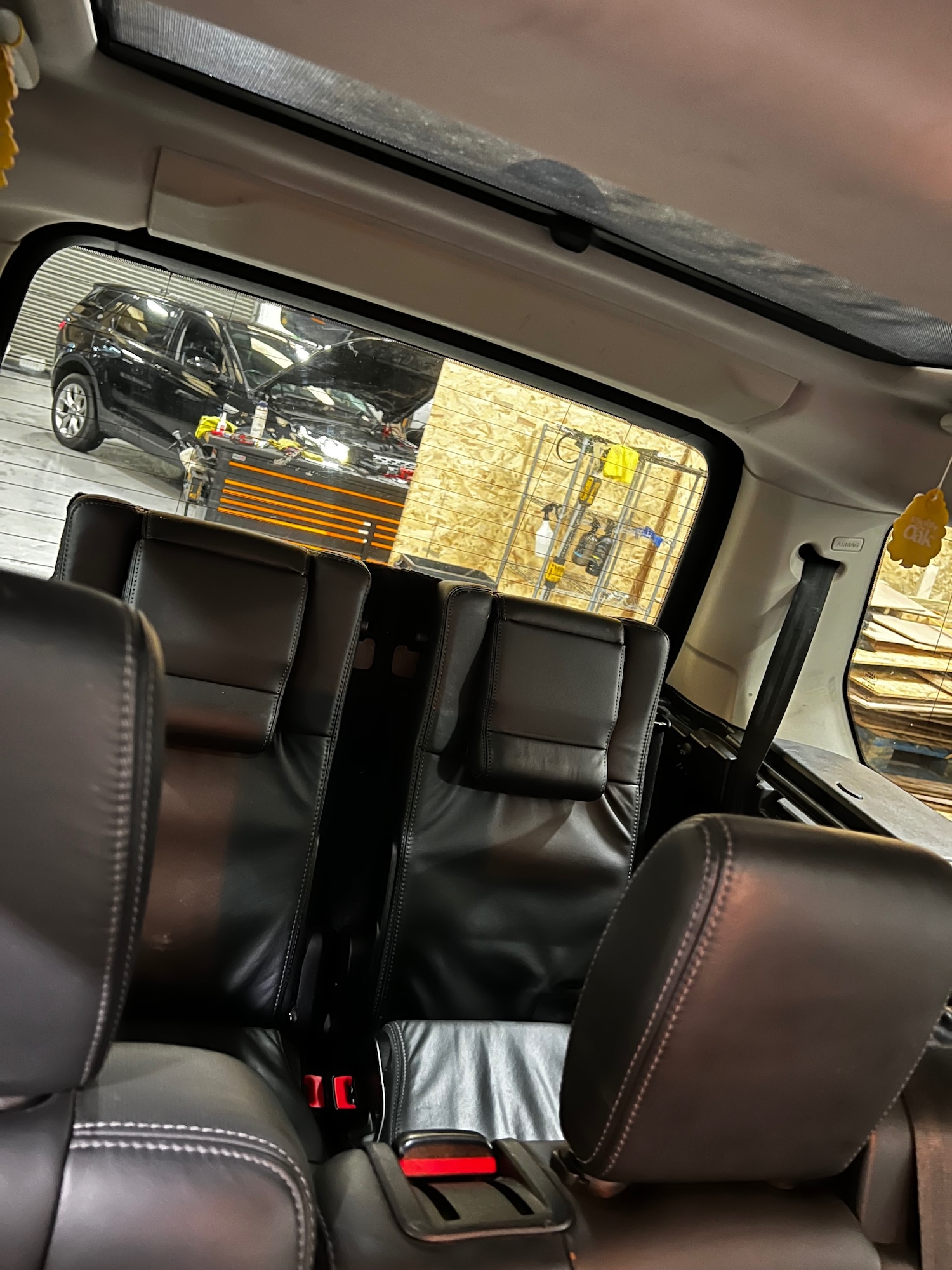 Used Land Rover Discovery 2015 for sale - 77421221: Photo 14