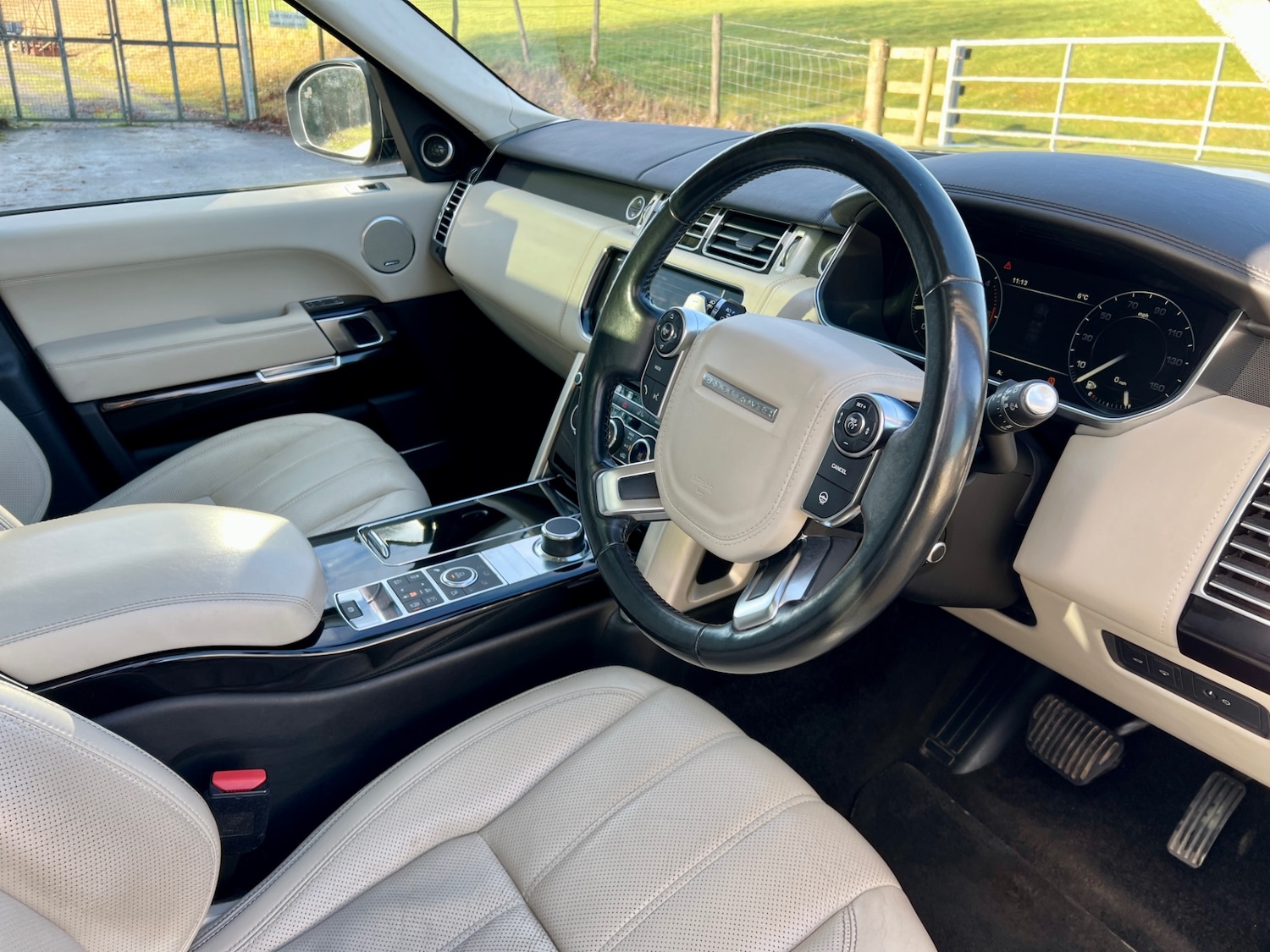 Used Land Rover Range Rover 2015 for sale - 77189417: Photo 9