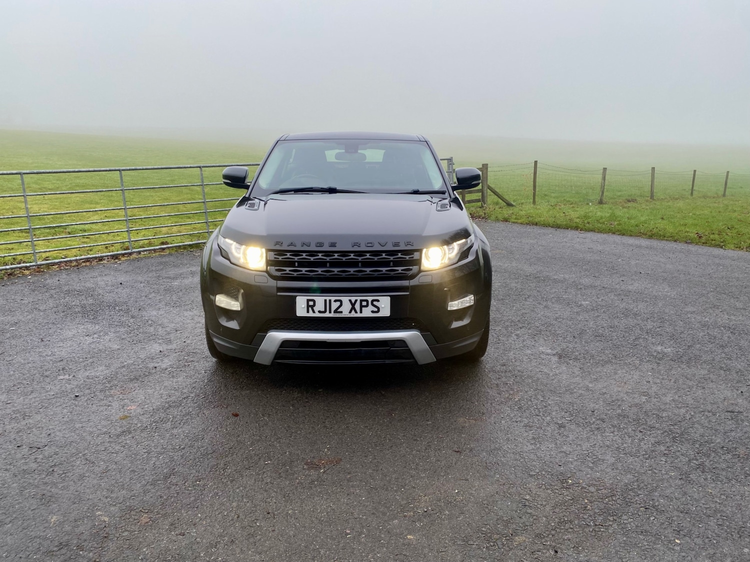 Used Land Rover Range Rover Evoque 2012 for sale - 77240527: Photo 2
