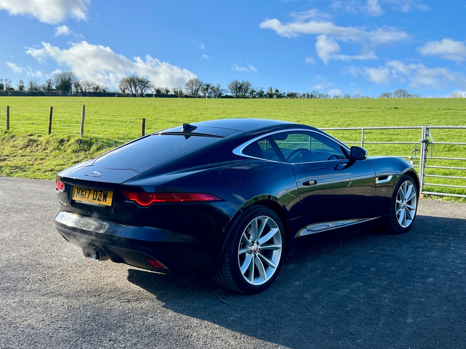 Used Jaguar F-Type 2017 for sale - 77896114: Photo 8