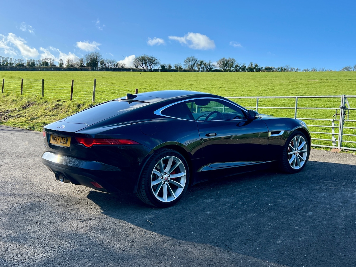 Used Jaguar F-Type 2017 for sale - 77896114: Photo 9