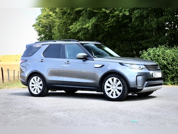 Used Land Rover Discovery 2017 for sale - 79429925: Photo