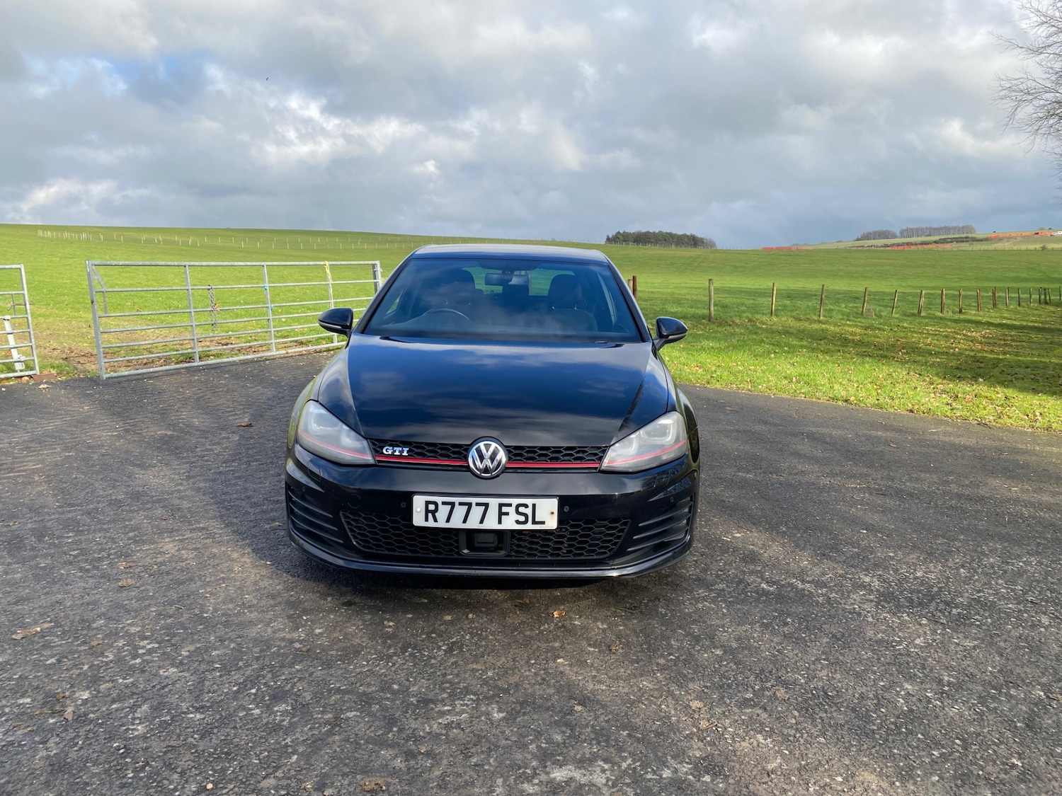 Used Volkswagen Golf 2013 for sale - 77350770: Photo 4