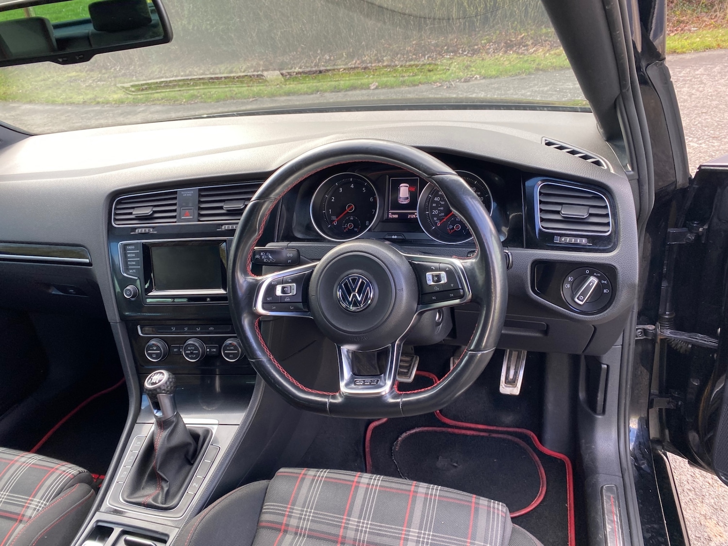 Used Volkswagen Golf 2013 for sale - 77350770: Photo 8