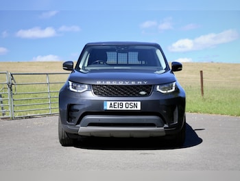 Used Land Rover Discovery 2019 for sale - 78957496: Photo