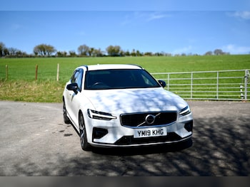 Used Volvo V60 2019 for sale - 78150050: Photo