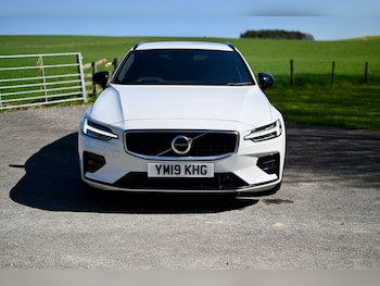 Used Volvo V60 2019 for sale - 78150050: Photo