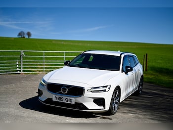 Used Volvo V60 2019 for sale - 78150050: Photo