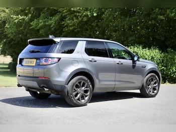 Used Land Rover Discovery Sport 2019 for sale - 79143902: Photo