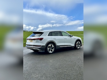 Used Audi e-tron 2019 for sale - 78266771: Photo